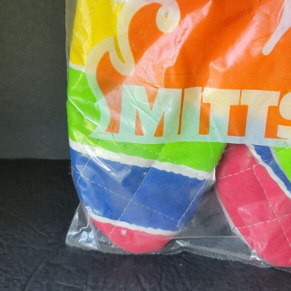 Vintage NEW Rainbow Striped Magla Cook Bake Barbecue Mitts Set of 2 Oven Mitts B - Picture 3 of 7